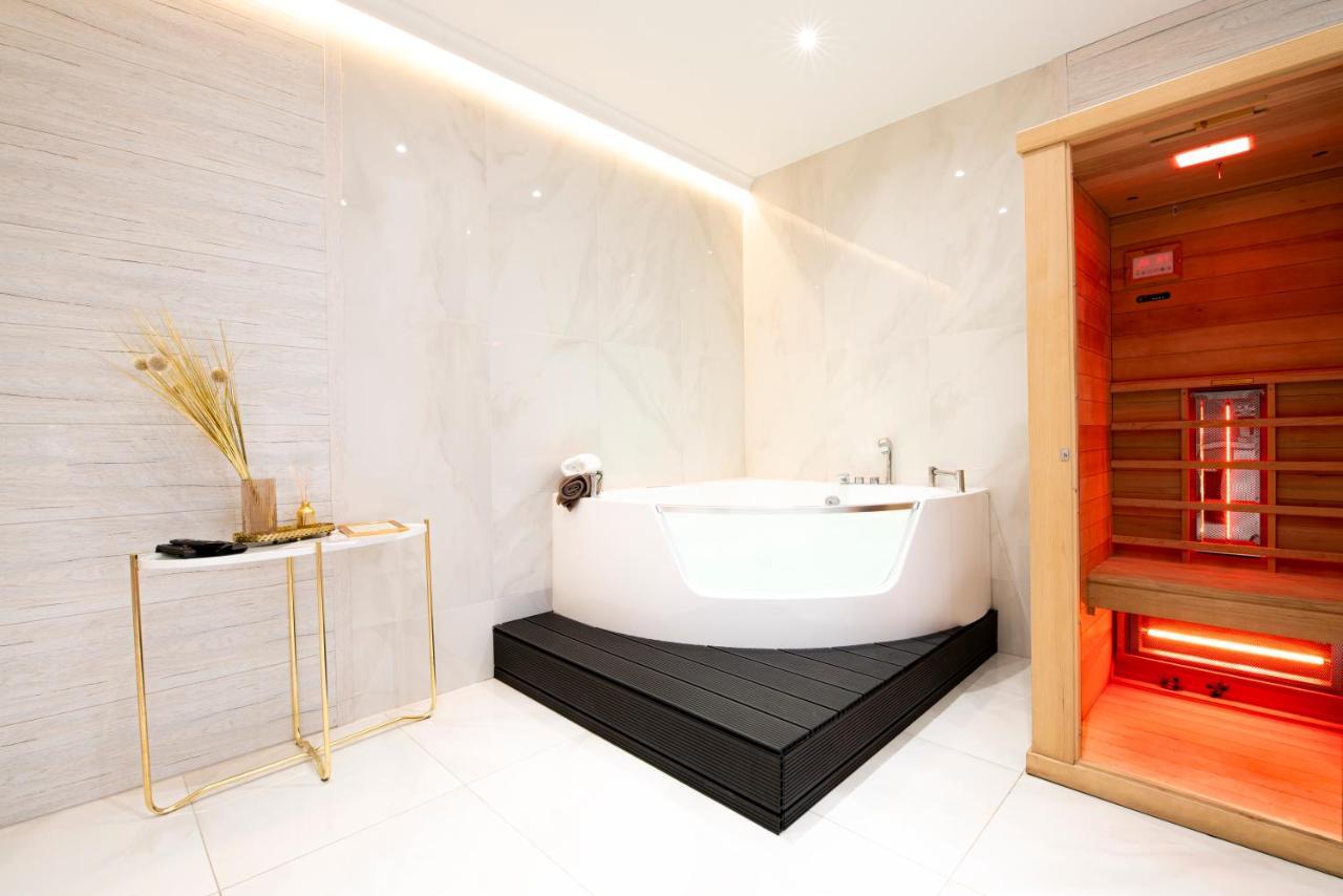 Jacuzzi Spa Prestige Krakow Ngoại thất bức ảnh